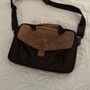 OUTBACK DUO LAPTOP BRIEF